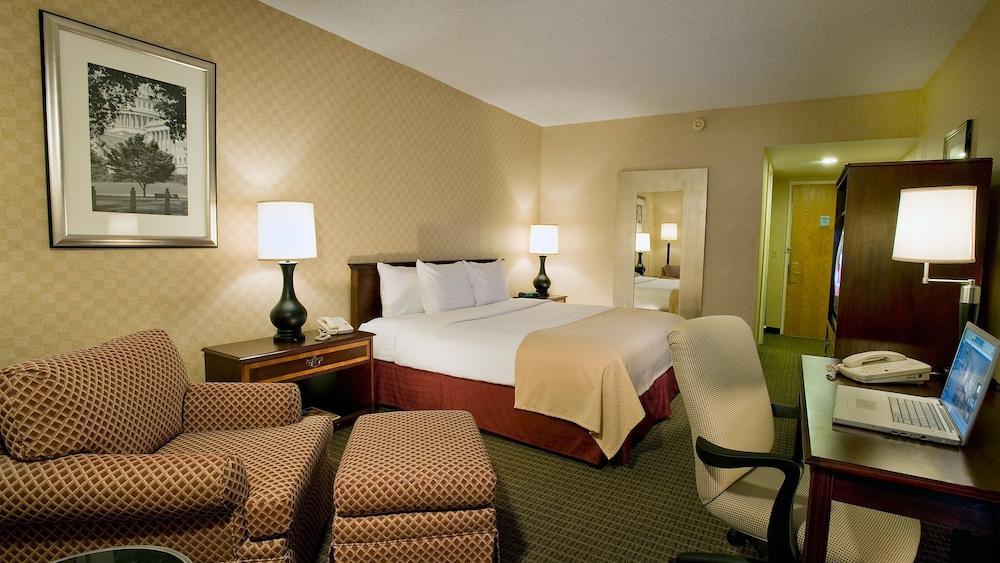 Holiday Inn Washington-Dulles International Airport, An Ihg Hotel Sterling Ngoại thất bức ảnh